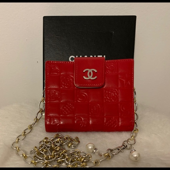 CHANEL Handbags - Authentic Chanel red wallet/clutch